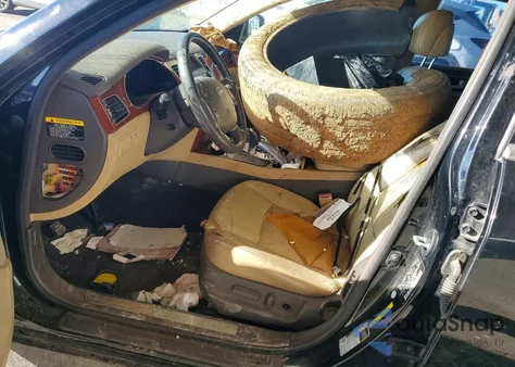 2012 Hyundai Genesis 3.8L z USA, uszkodzony, nr VIN KMHGC4DD3CU180979